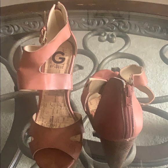 ❄️WINTER SALE PRICE $20❄️ Tan Platform Sandal - Picture 7 of 10